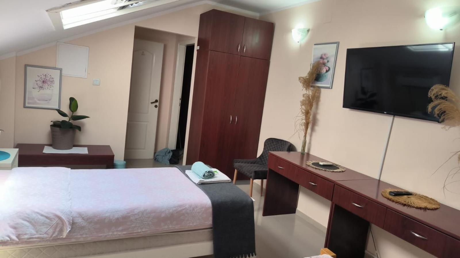 Night-Knight Apartment Смедерево Екстериор снимка